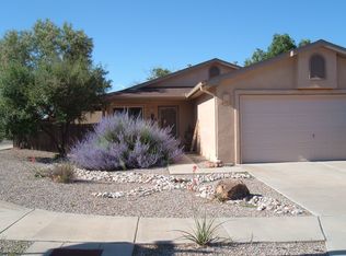 6920 Schist Ave NE, Albuquerque, NM 87113