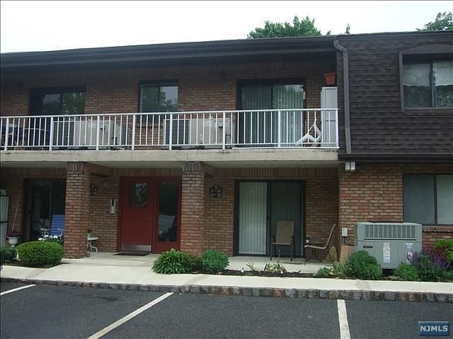 1st image of 221 Ringwood Ave #A014