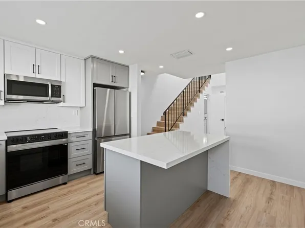 7321 Lennox Ave Unit J6, Van Nuys, CA 91405