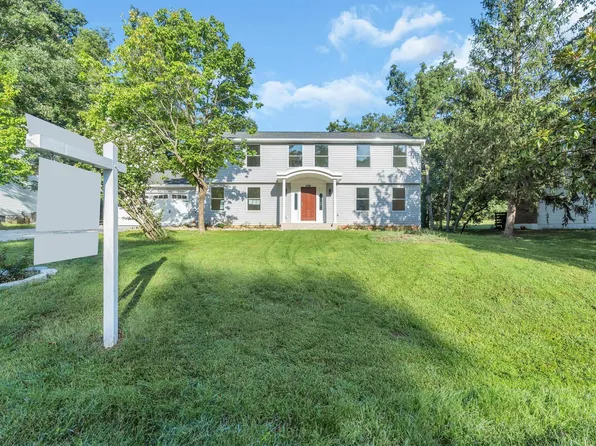 2296 Archdale Rd, Reston, VA 20191