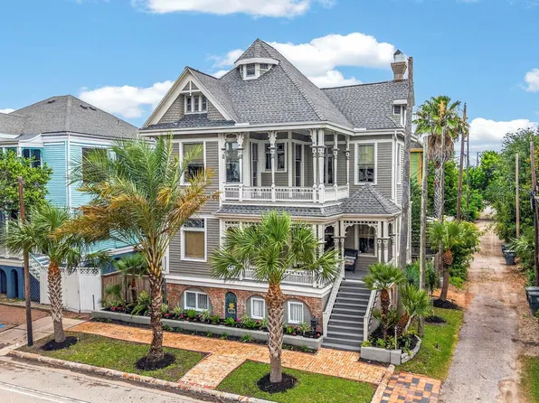 812 19th St, Galveston, TX 77550