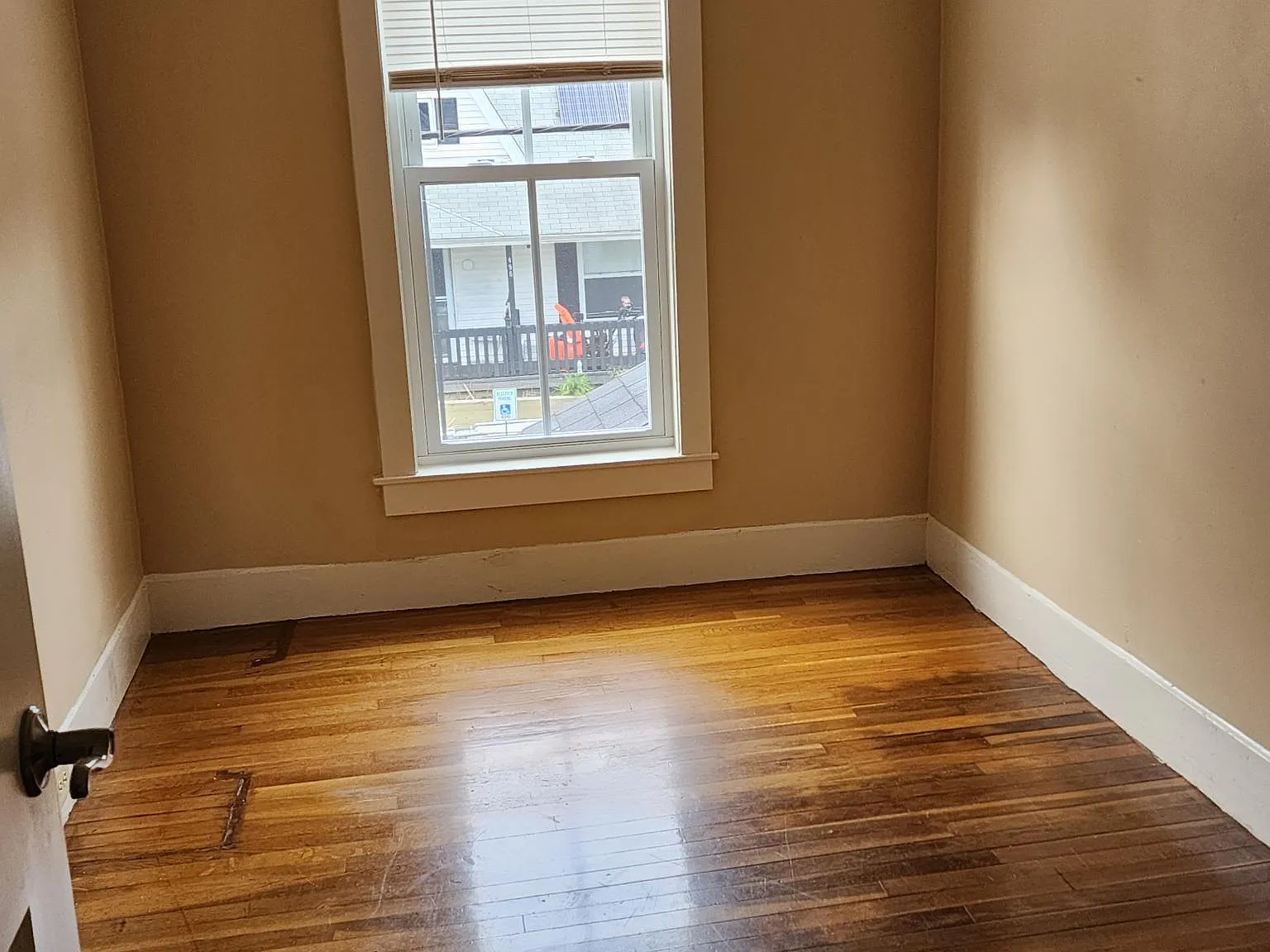 2 bed, 700 sqft, $1,700 — Photo 4