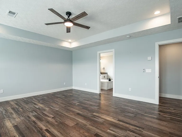 109 Gaston Cir — Photo 60