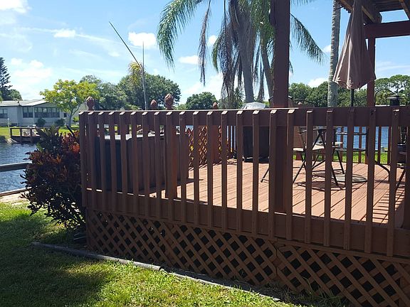 3rd image of 237 Plover Dr