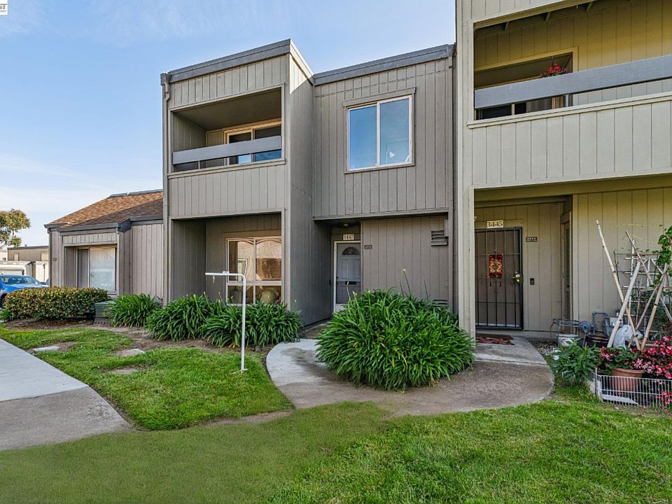 1st image of 3447 Capella Ln