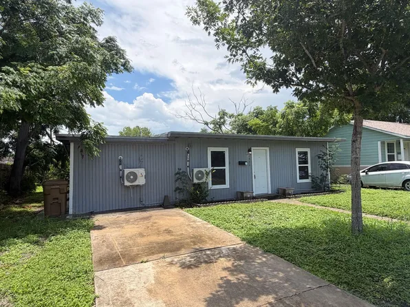 4942 Anthony St, Corpus Christi, TX 78415
