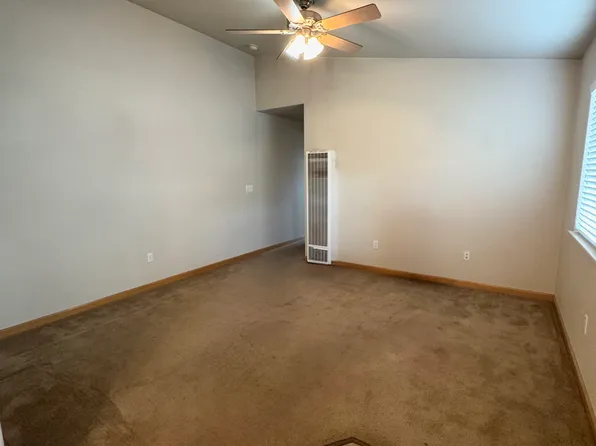 1681 Hideaway Ct #B, McKinleyville, CA 95519