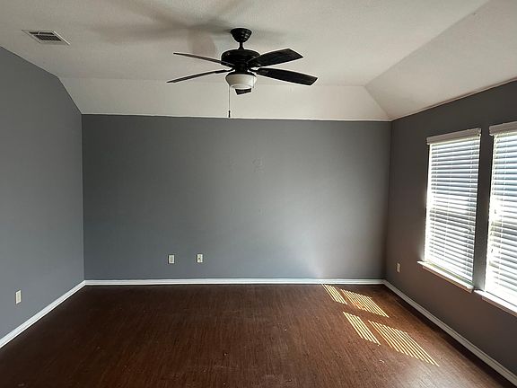 4th image of 1200 Koto Wood Dr