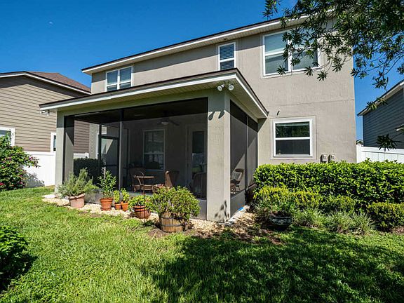 4th image of 453 Captiva Dr