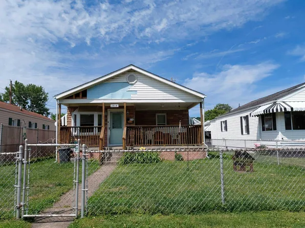 2414 Adams Ave, Saint Albans, WV 25177