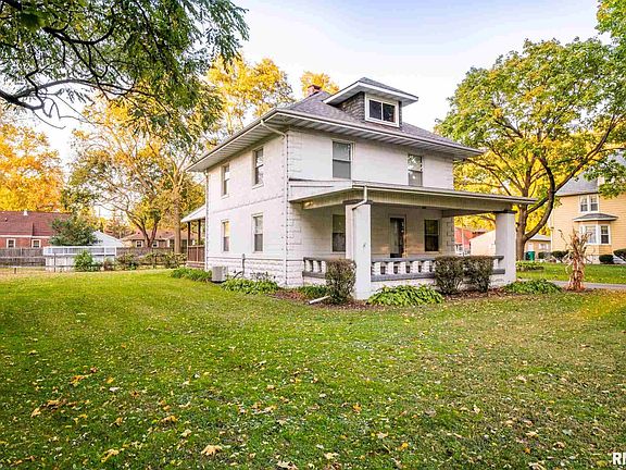 3rd image of 2311 W Moss Ave