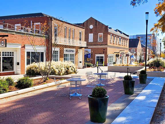 Conveniently located near Downtown Kannapolis.