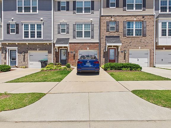 3rd image of 1405 Kerr Dr