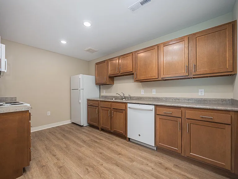 Broadleigh Lofts — Photo 15