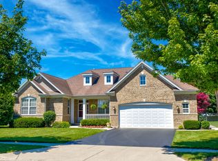 2520 Wall St, McHenry, IL 60051