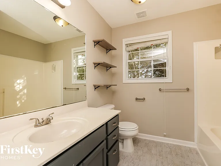 3860 Man O War Blvd — Photo 10