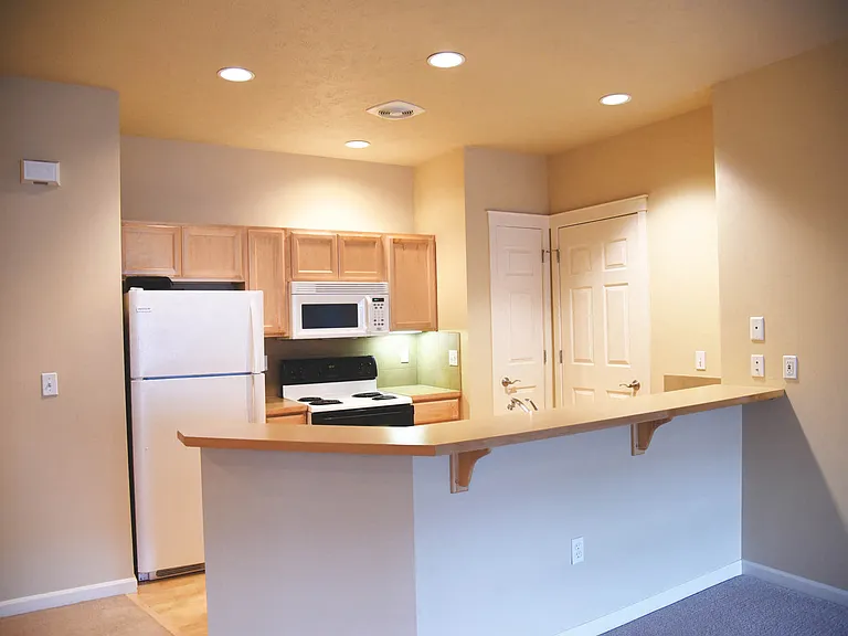 Artisan Apartments — Photo 30