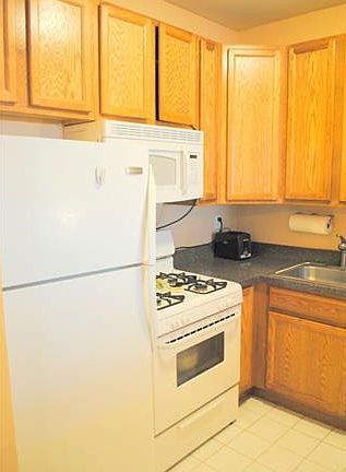 5th image of 91 Beacon Ln #160