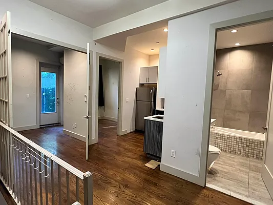 Rented by Yup Realty LLC | media 7