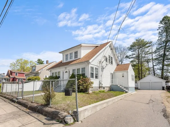 108 Tilton Ave, Brockton, MA 02301