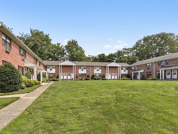 11 Colonial Dr Little Falls, NJ, 07424 - Apartments for Rent | Zillow