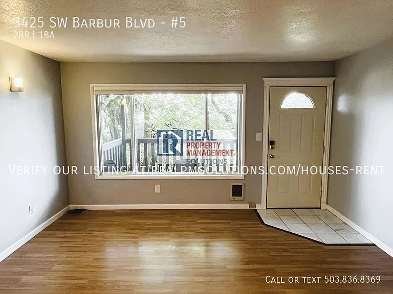 3425 SW Barbur Blvd #5 — Photo 5