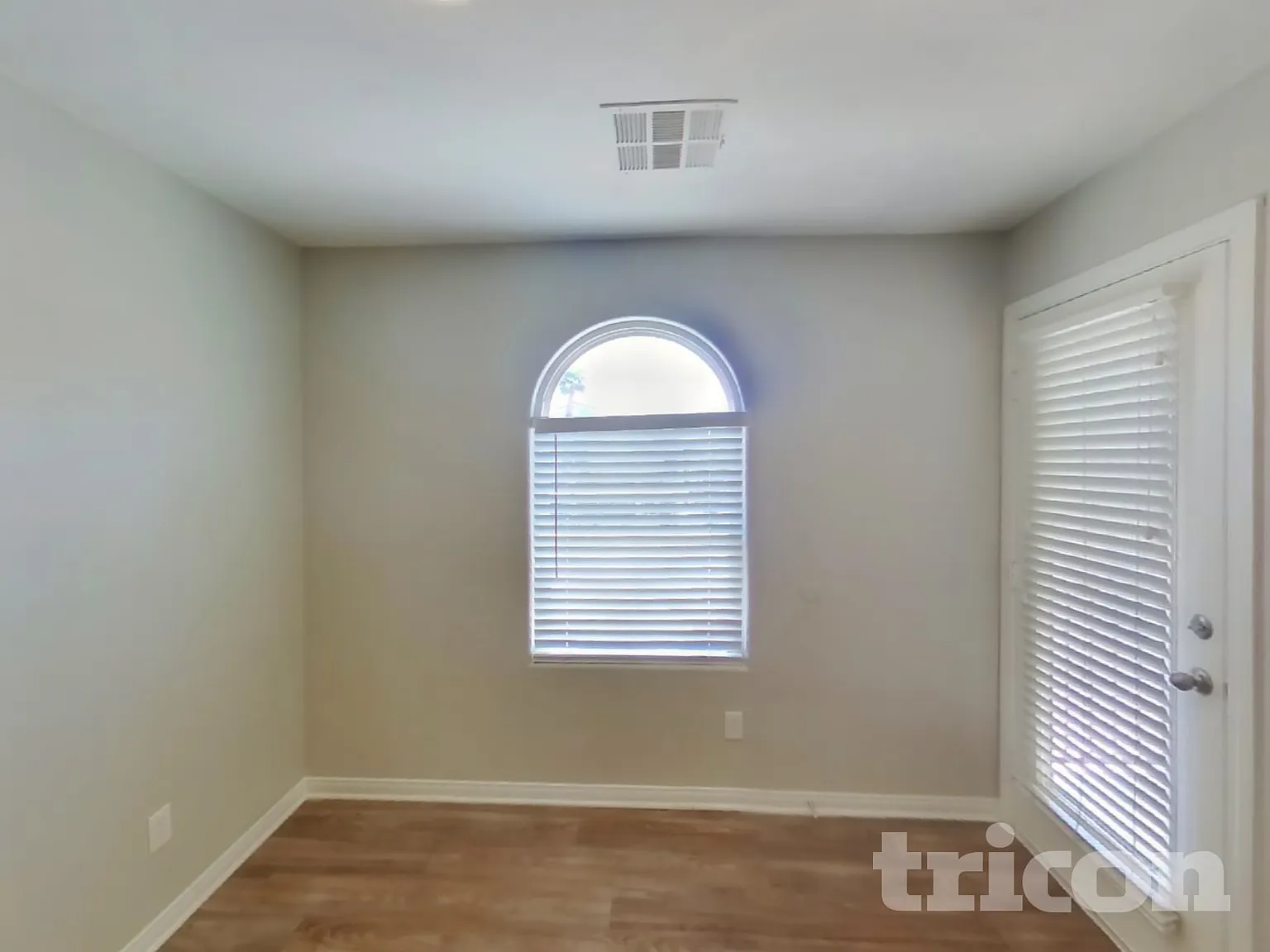 8920 Dorrell Lane Las Vegas NV — Photo 4
