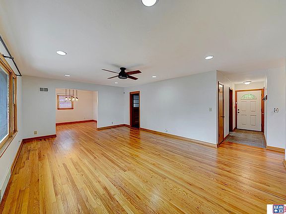4th image of 4639 Bryan Cir
