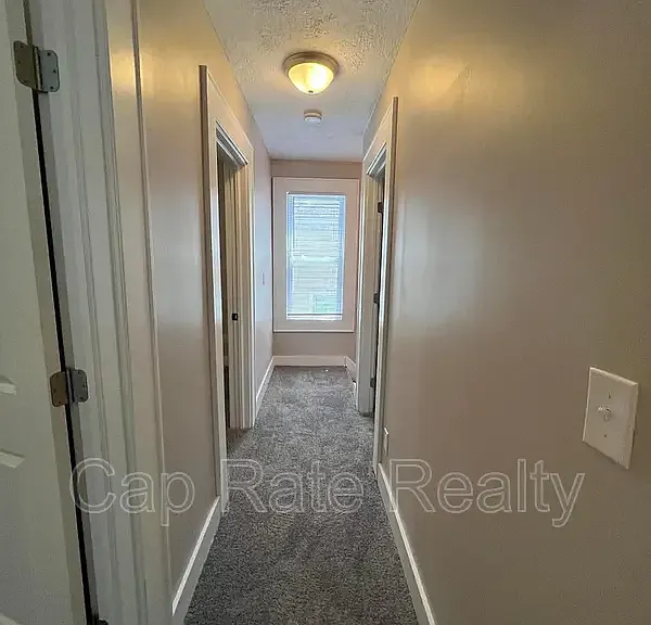 1476 N 6th St — Photo 22