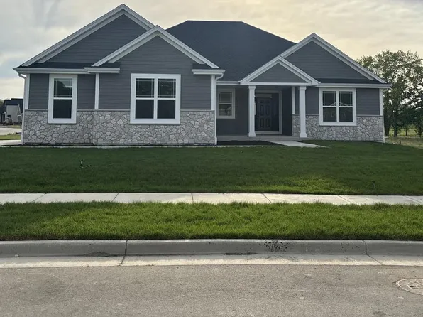 W207N5817 Muirfield DRIVE, Menomonee Falls, WI 53051
