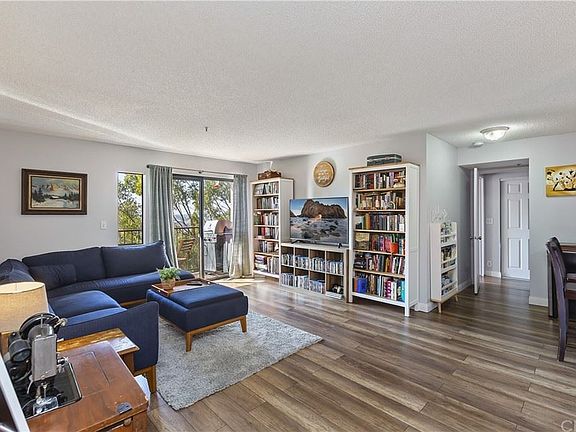 3rd image of 3980 Faircross Pl Unit 27