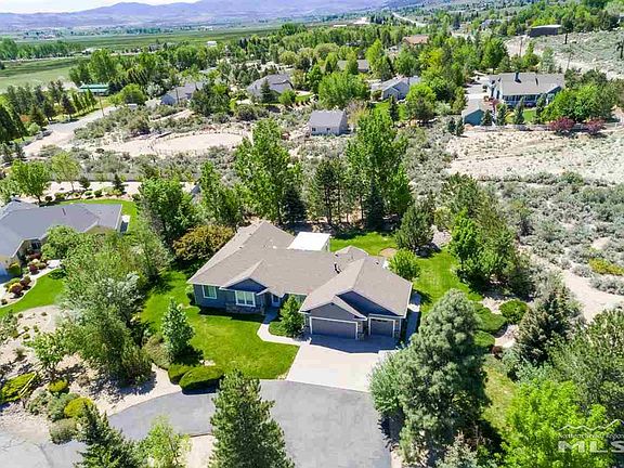 4th image of 231 Peach Ct