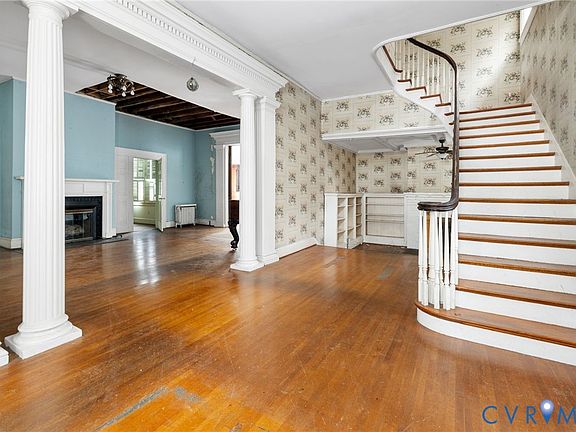 2nd image of 114 Marshall St