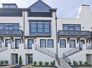 6686 Sterling Dr, Atlanta, GA 30328