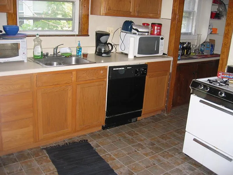 81 Beechcroft St #3