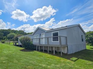 372 Meadow Pond Ct, Runaway Bay, TX 76426