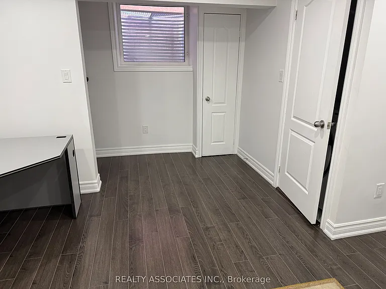 29 Bald Eagle Ave — Photo 3