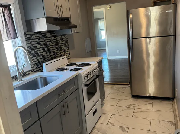 (undisclosed Address), Patchogue, NY 11772