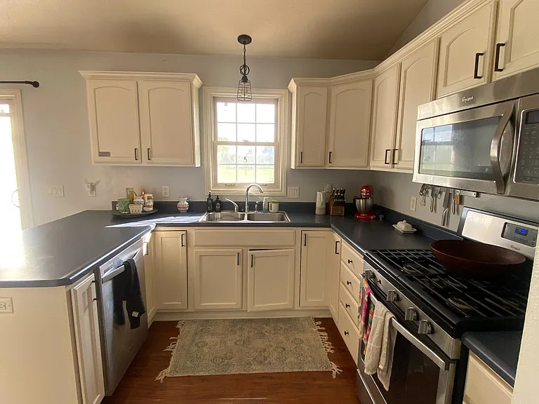 27799 Birmingham Ct — Photo 7