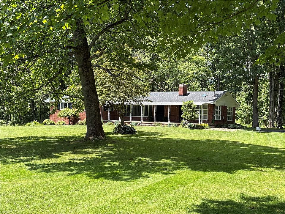 1st image of 320 Cherry Hill Rd