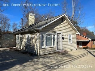 2800 Eastway Dr, Charlotte, NC 28205