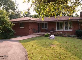 1295 Longwood Dr NE, Lancaster, OH 43130