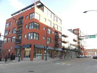 1621 S Halsted St APT 305, Chicago, IL, 60608