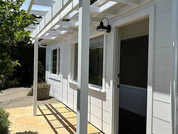2nd image of 902 W California Ave