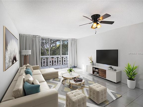 5th image of 1009 Pearce Dr Unit 311