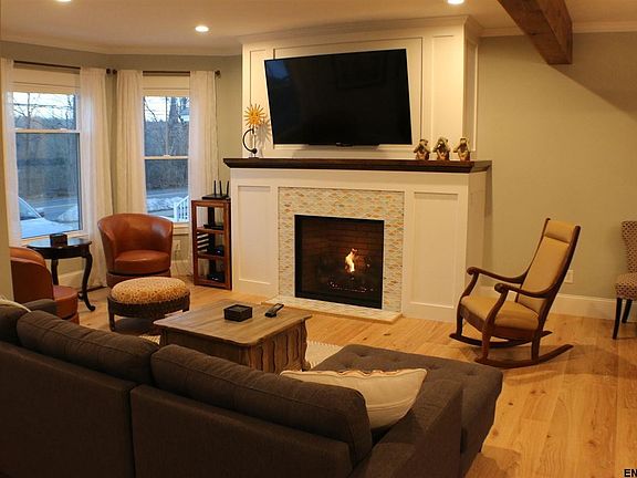 2nd image of 148 Malta Ave