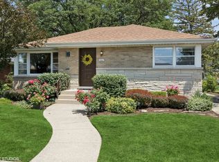 1865 Sunnyside Ave, Westchester, IL