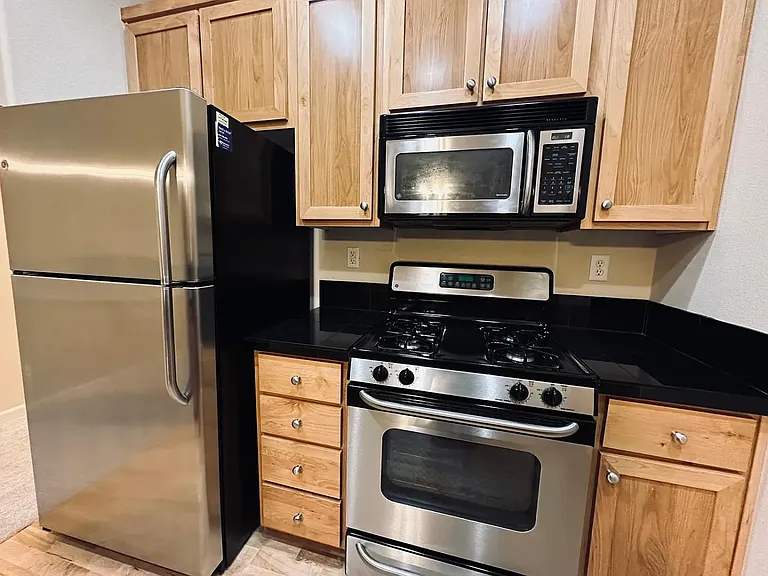 6298 SW Grand Oaks Dr #F301 — Photo 13