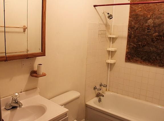 4th image of 2313 Salem Blvd