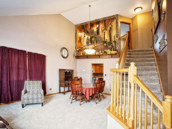 2nd image of 17812 Oak Park Ln